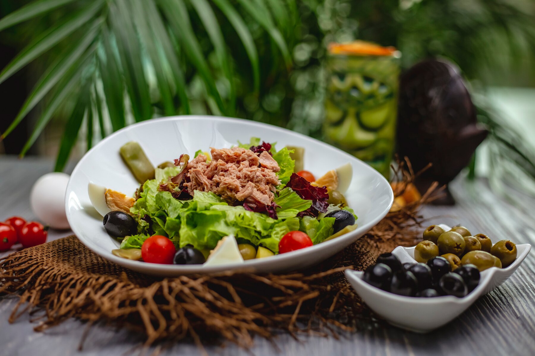 Preventing soggy tuna salad Tuna salad moisture control Avoiding watery tuna salad Tuna salad texture tips