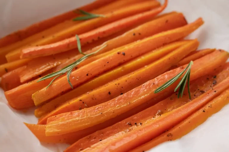 Discover the unique taste of Orange-Cardamom Slow Cooker Carrots . A simple recipe that combines health benefits and gourmet flavors.